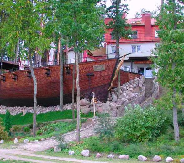 Marina Szalonego Greka Old Hotell Borne Sulinowo Exteriör bild