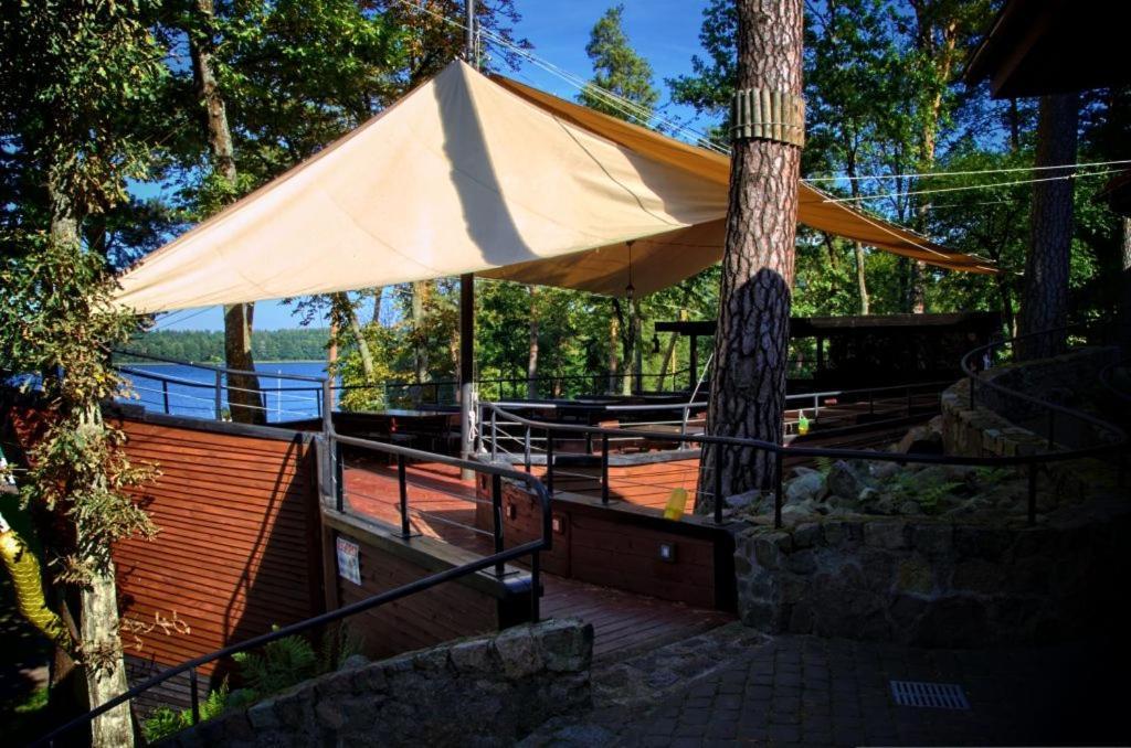Marina Szalonego Greka Old Hotell Borne Sulinowo Exteriör bild